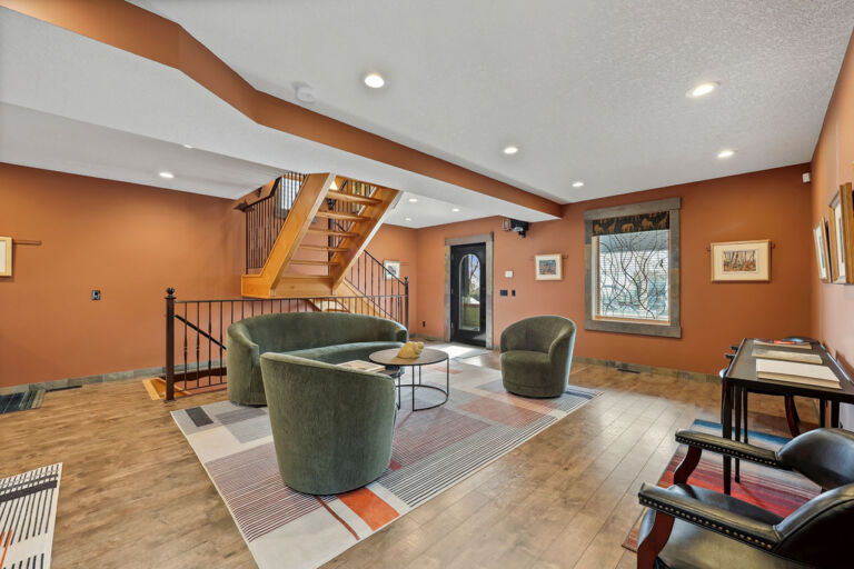 1220 10thave 0031 768x512