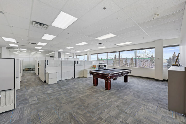 5735 7st 2nd floor 0003 768x512