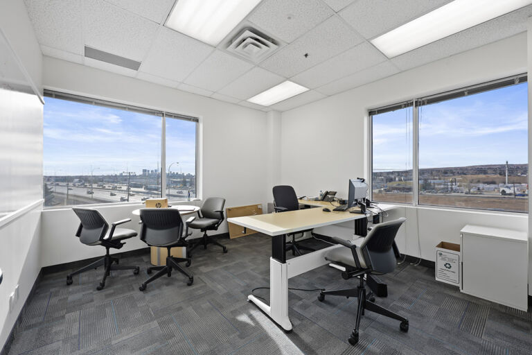 5735 7st 3rd floor 0010 768x512