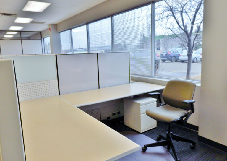 5735 7th st ne p3250408 768x545