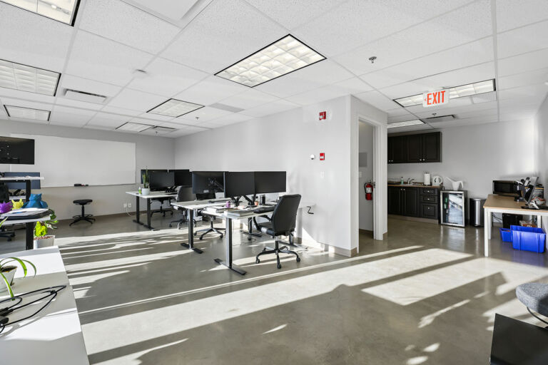 112 2719 7st ne 001 768x512