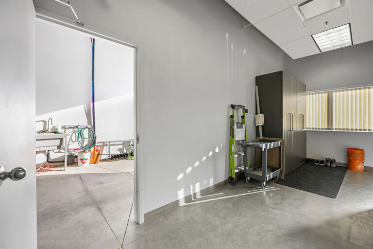 112 2719 7st ne 003 768x512