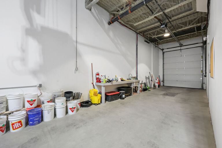 112 2719 7st ne 004 768x512