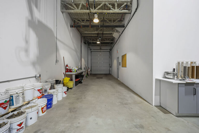 112 2719 7st ne 006 768x512