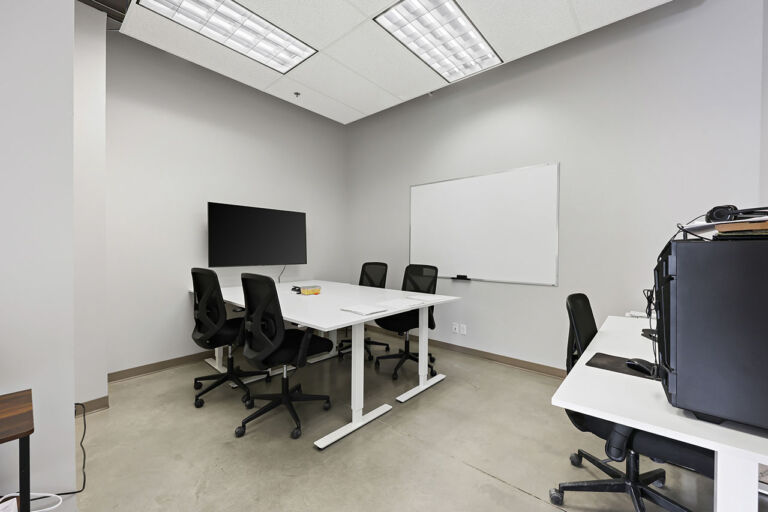 112 2719 7st ne 010 768x512