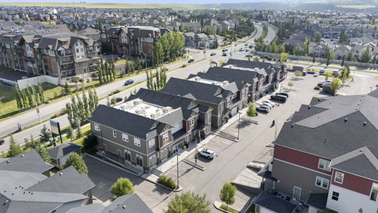32 web or mls 8 print dji 20250830110542 0523 d 1 768x432