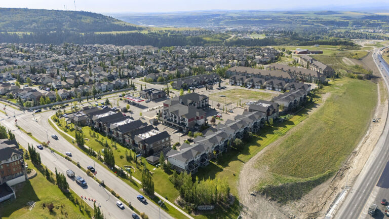 48 web or mls 24 print dji 20250830111351 0539 d copy 1 768x432